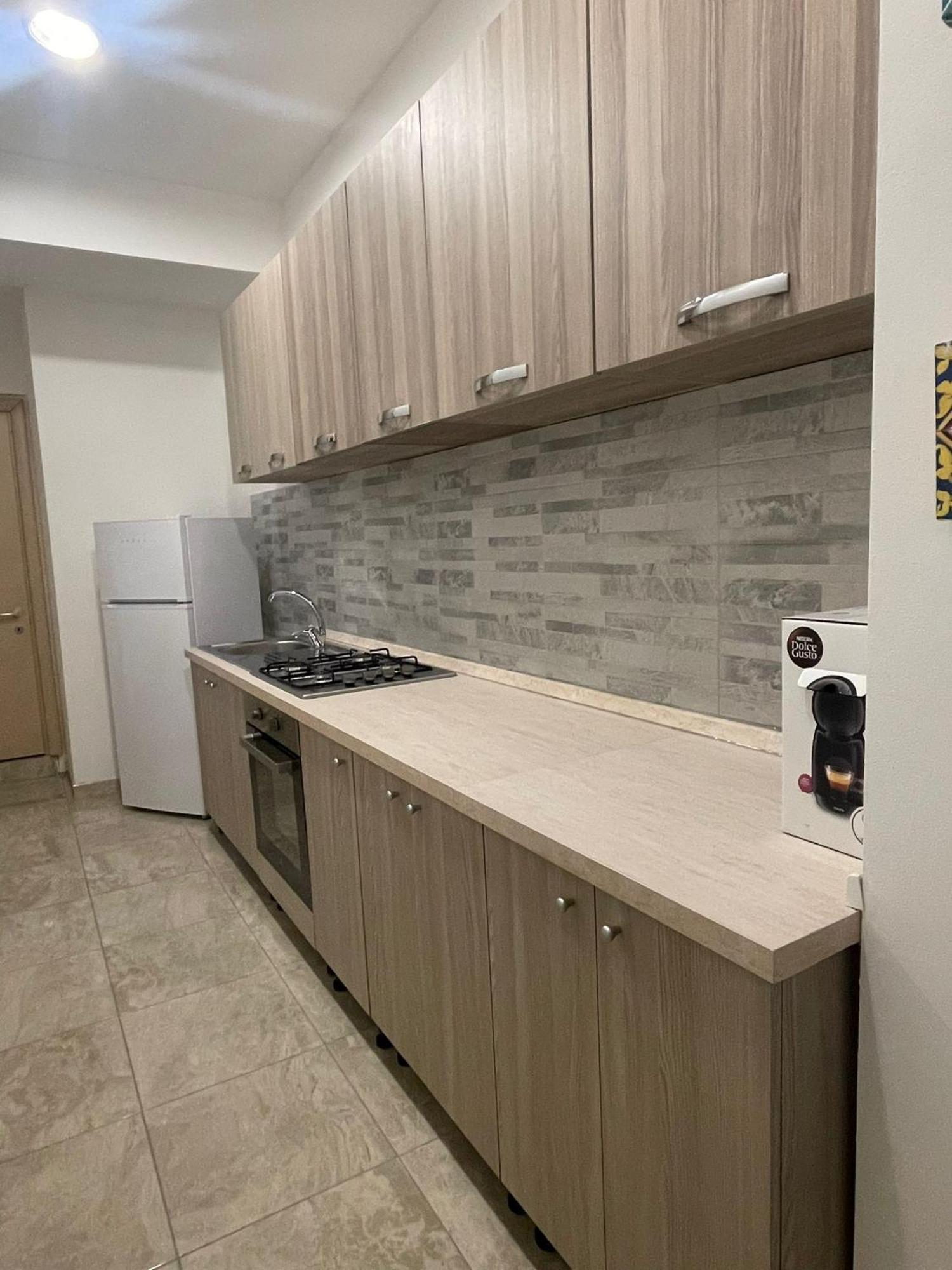 71 Apartment Катания Экстерьер фото