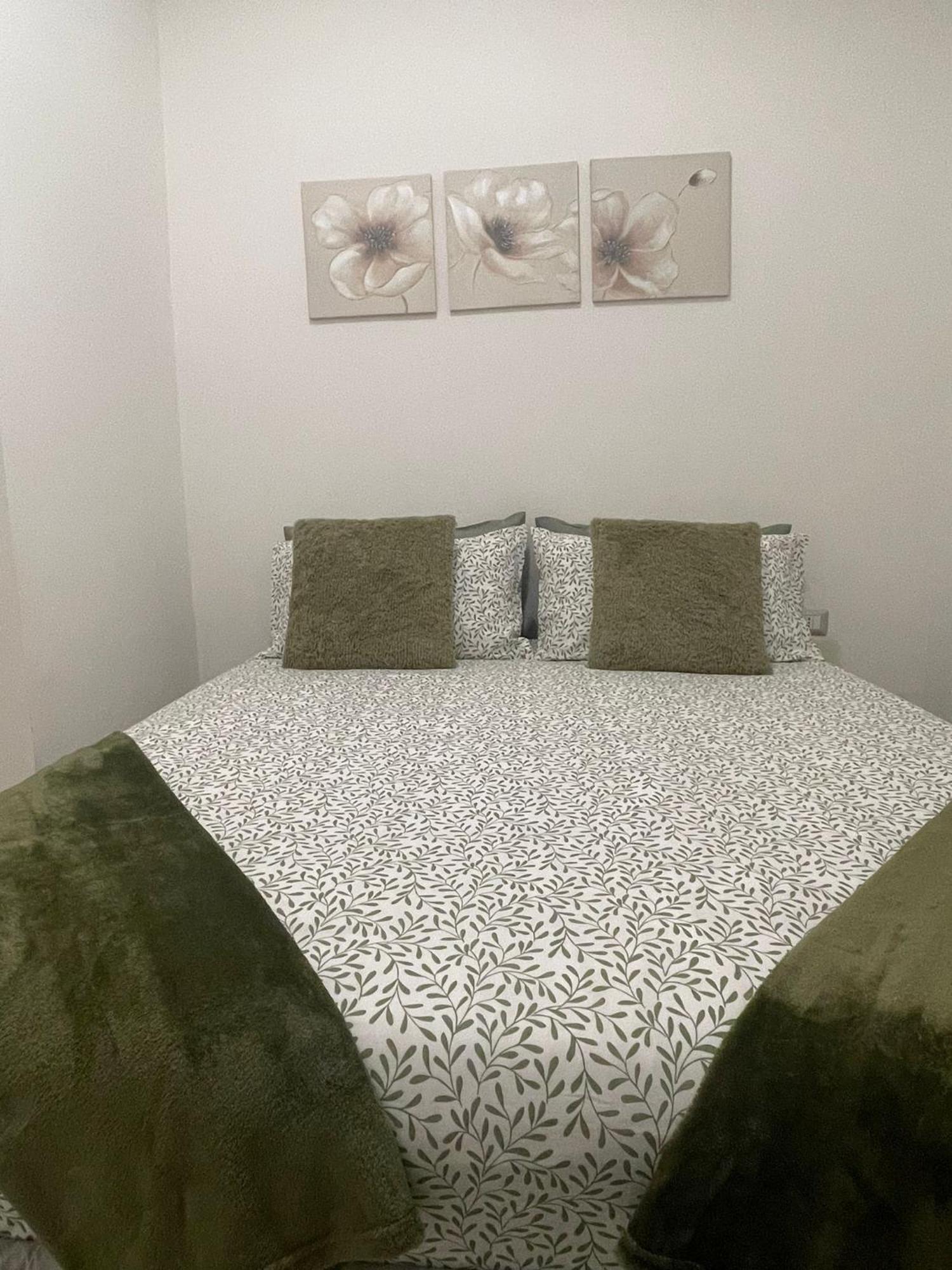 71 Apartment Катания Экстерьер фото